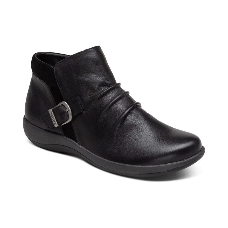 Must-Have Style Discounts Aetrex Luna Ankle Boot Black DM700