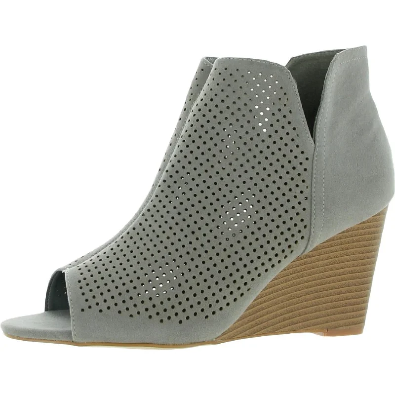 New Arrivals Andies Womens Slip On Perforated Peep-Toe Heels