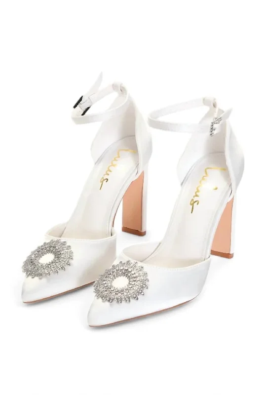 Chic & Cozy Collection Bradleyy Heels In White