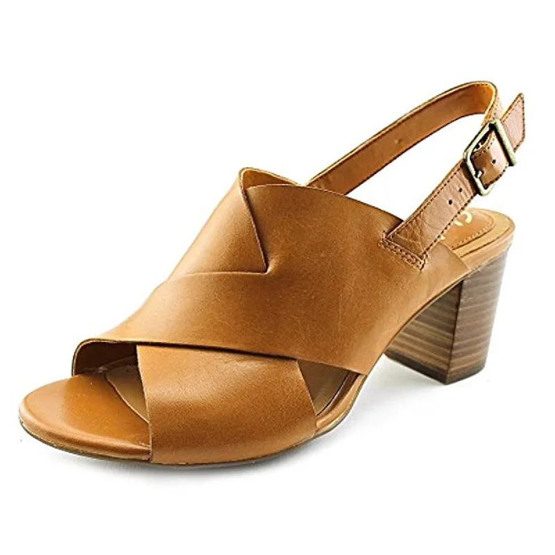 Break Fashion Norms Clarks Womens Ralene Sheen Slingback Open Toe Slingback Sandals