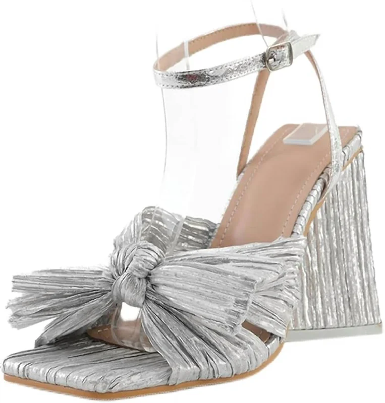 Chic Trend Collection Women's Retro Bow Heels In Silver